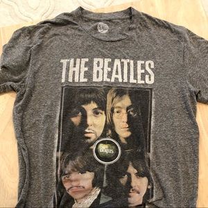 SOLD! VINTAGE T!!!! The iconic Beatles T-Shirt - L